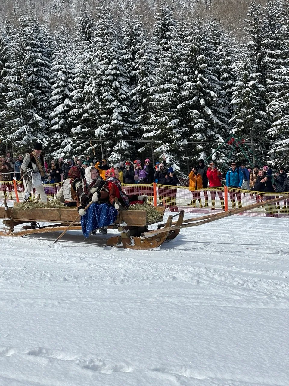 Panorama Polany Kalatówki z widokiem na tatrzańskie szczyty – miejsce zawodów O Wielkanocne Jajo